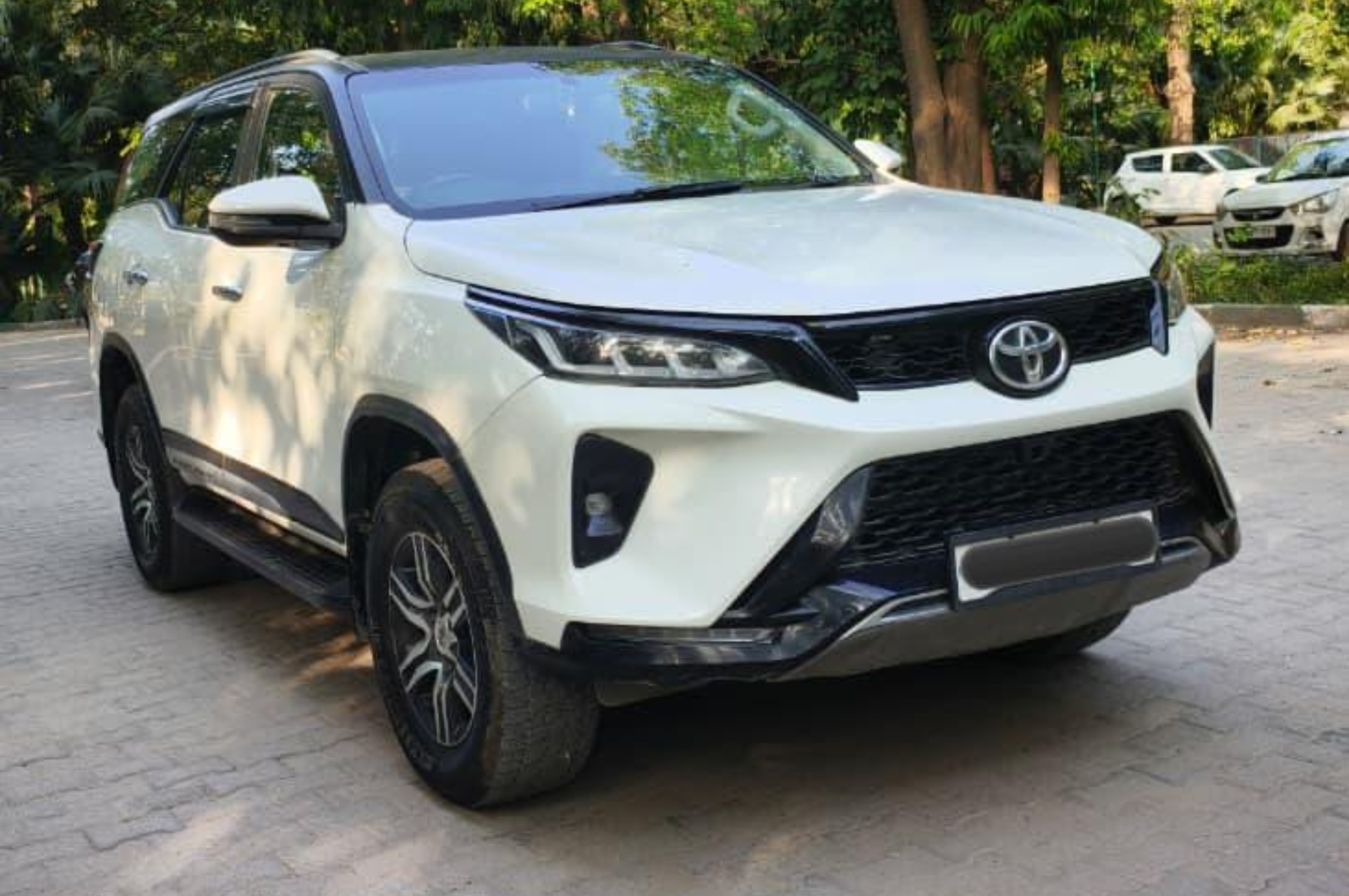 2 Toyota Fortuner BS4 4×2 Automatic – 2017 - Image 1