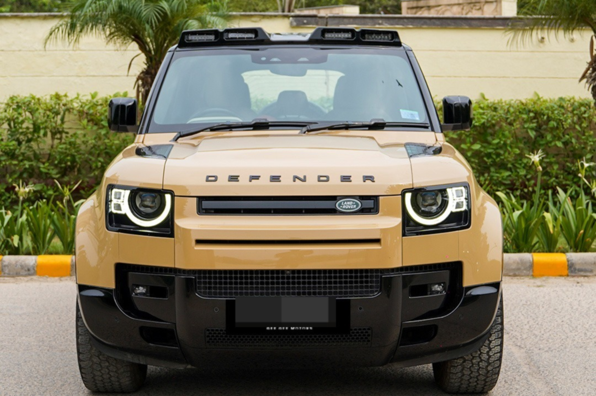cars (5) Land Rover Defender 110 HSE 2.0 – 2023 - Image 1