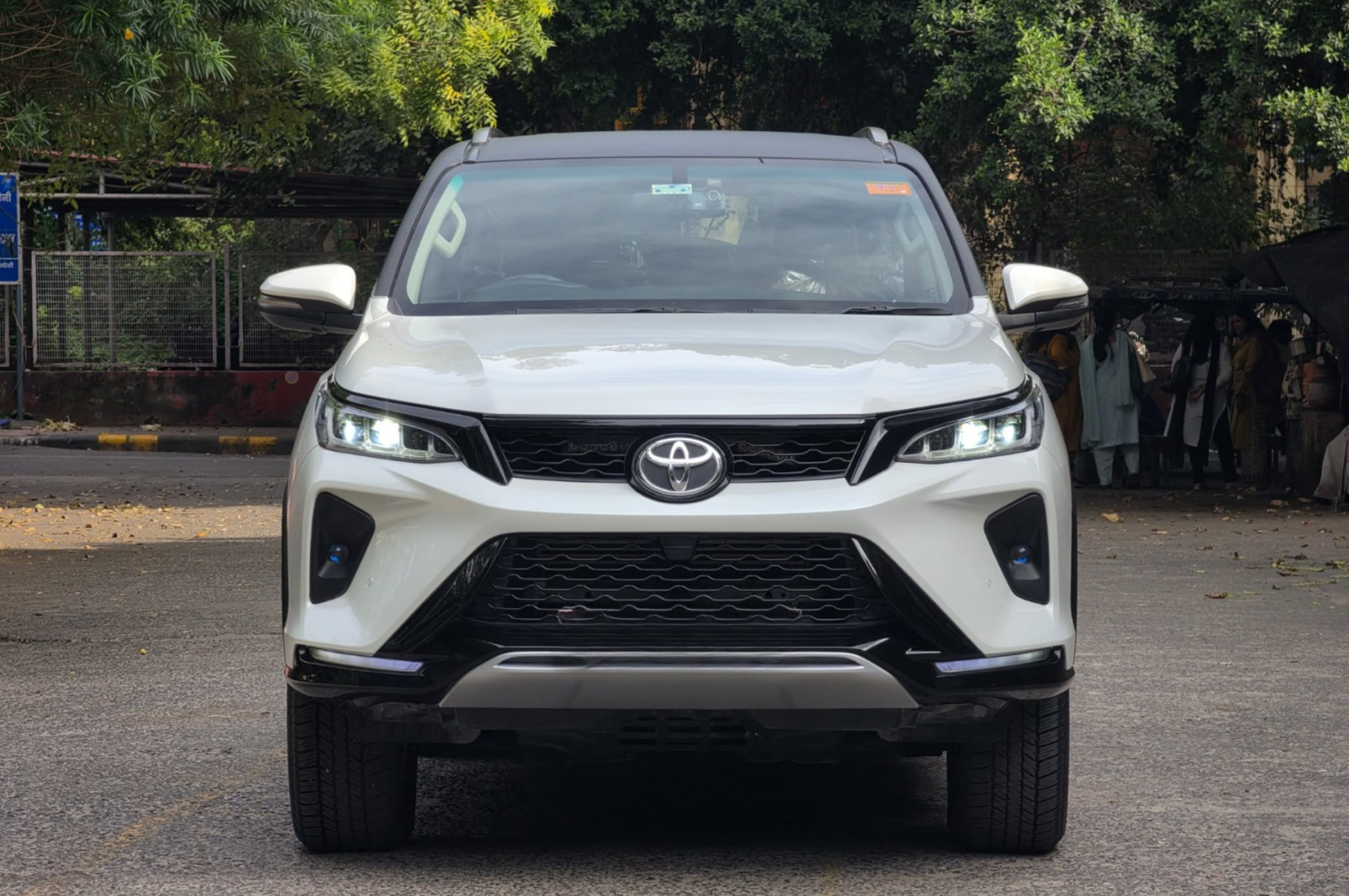1 Toyota Fortuner Legender Diesel Automatic – 2026 - Image 1